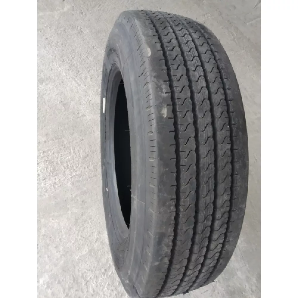 Грузовая шина 255/70 R22,5 Long March LM-120 16PR в Юргинское